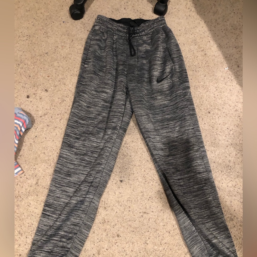 Nike dark grey dri fit sweatpants